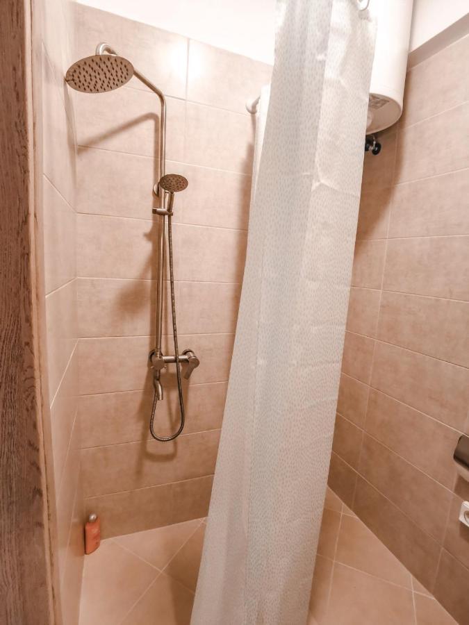 Tip Top Apartment Chalkida Exterior foto