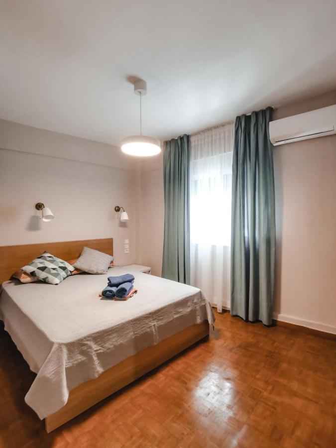 Tip Top Apartment Chalkida Exterior foto