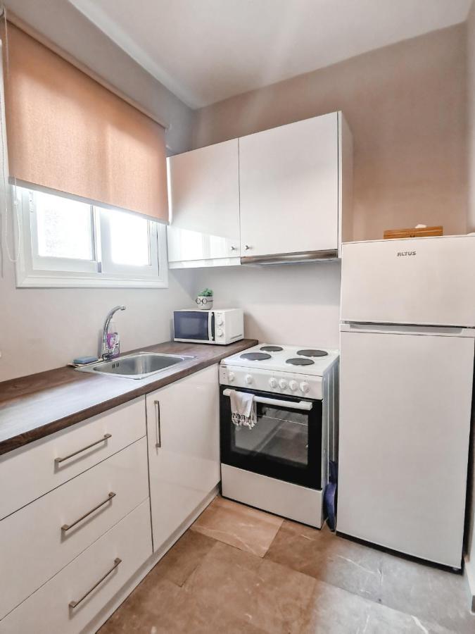 Tip Top Apartment Chalkida Exterior foto