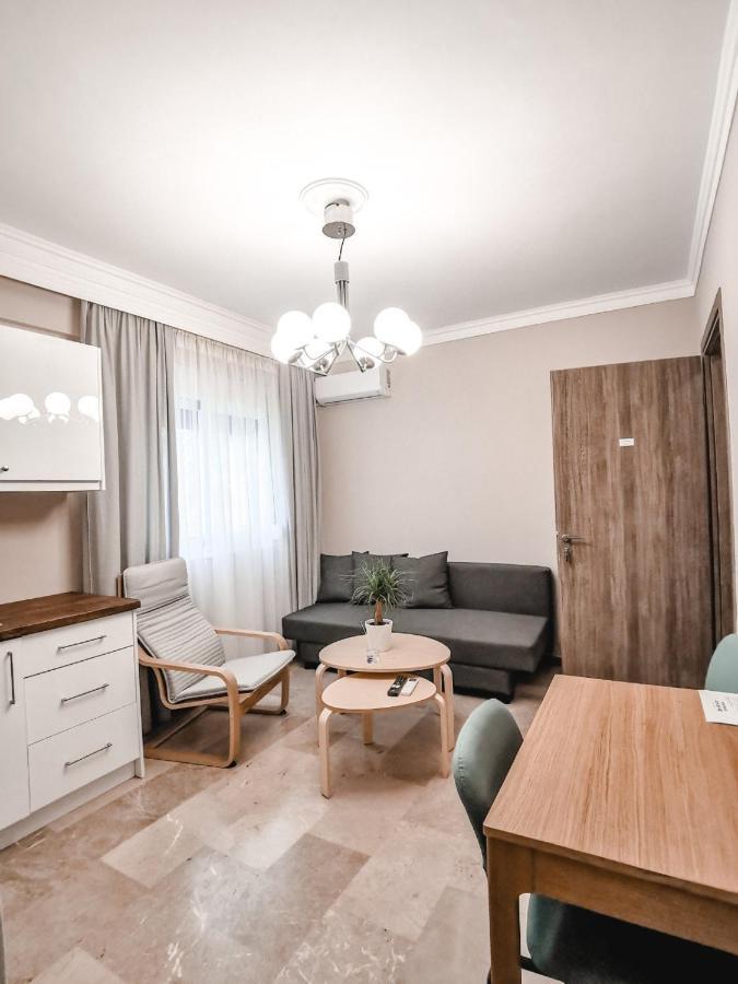 Tip Top Apartment Chalkida Exterior foto