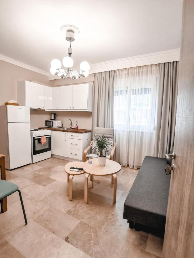 Tip Top Apartment Chalkida Exterior foto